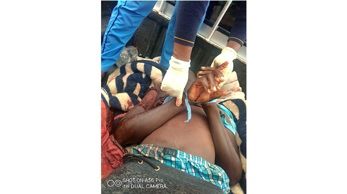 Man killed as police search for armed robber