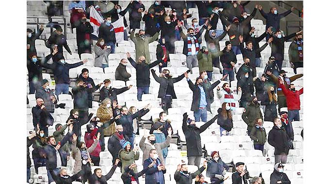 Manchester United stun West Ham as fans are back