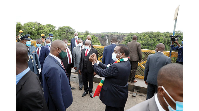President directs urgent facelift for Victoria Falls Border