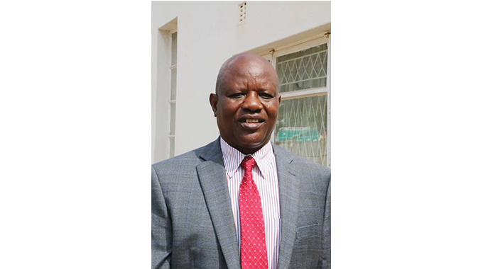 Mhlophe, Sibanda battle it out!