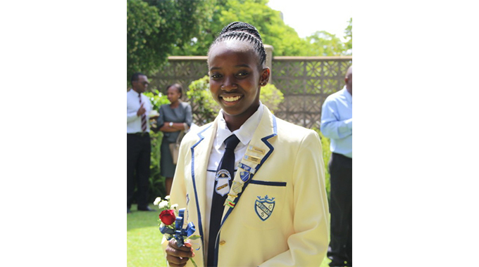 Online lessons help 19-year-old to get 20 A-level points