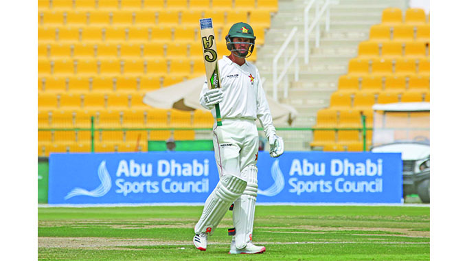 Williams,Tiripano keep Zimbabwe alive in second Test