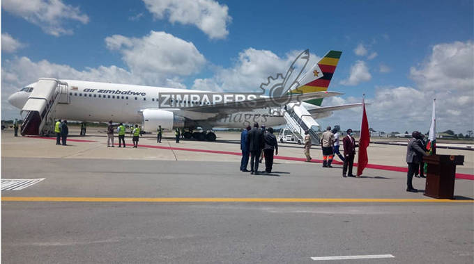 JUST IN: 344 000 Covid-19 vaccines arrive