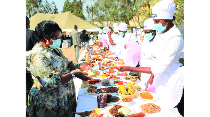 First Lady brings cheer to Makoni