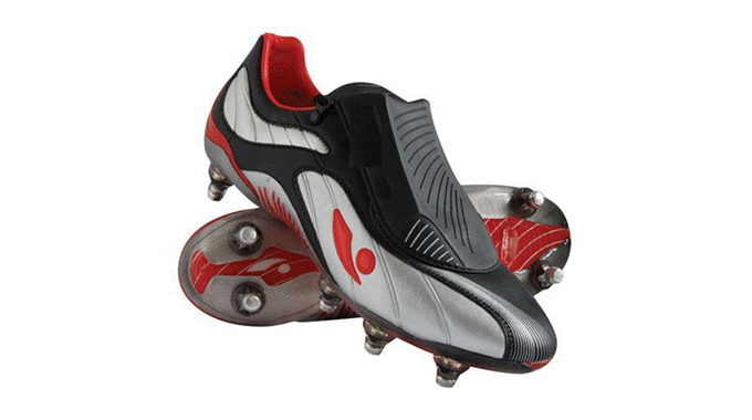 Junior teams get soccer boots donation