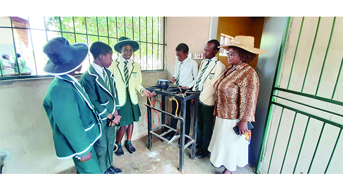 Chamabondo: pool of knowledge, skills development