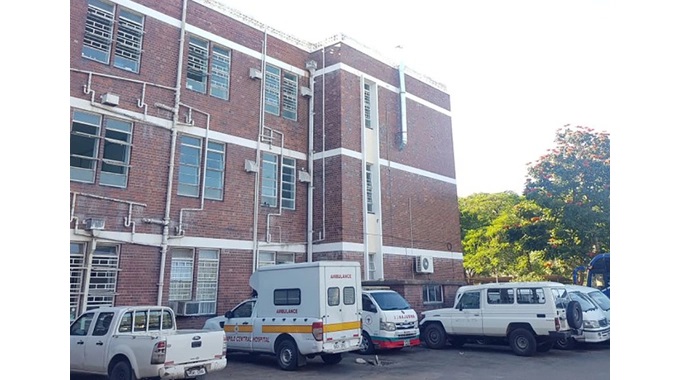 COMMENT : Mpilo’s failure  to block bogus healthcare trainees is unacceptable
