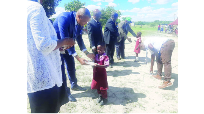 River Valley Group donates to Wida Primary in Shurugwi