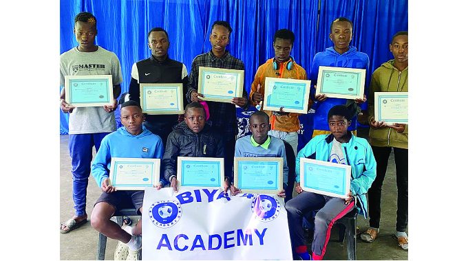 Biya4 Academy awards players