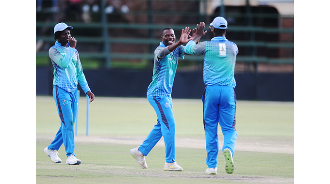 Tuskers beat Mountaineers, secure T20 playoff spot