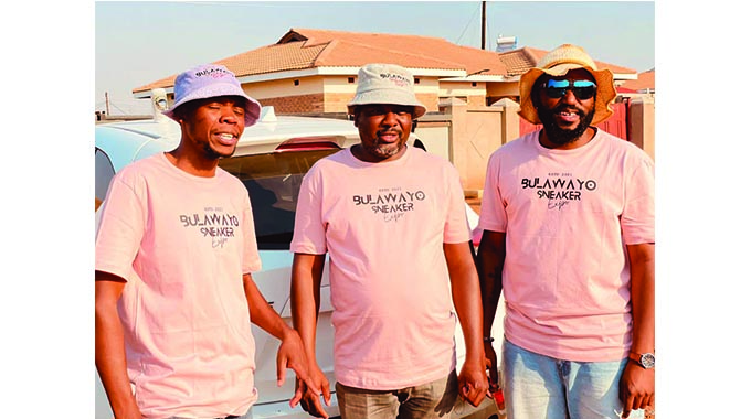 Preps for Byo Sneaker Expo on course