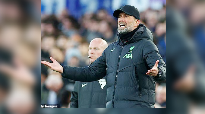 Klopp in bust-up