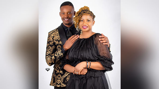 UProphet Bruce Edwards  uloba olunye ugwalo