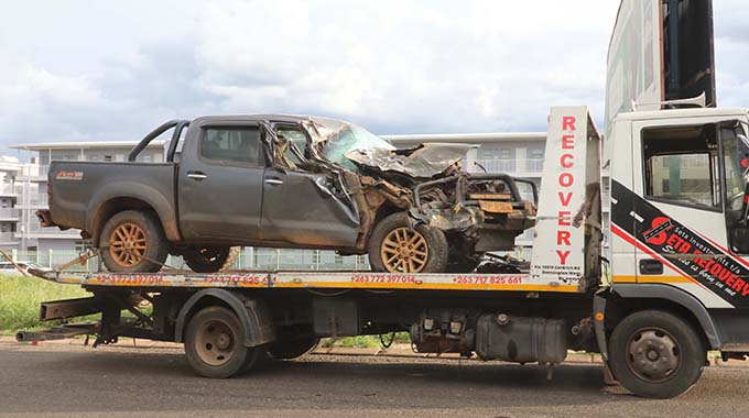 Six injured as Toyota Hilux, bus collide