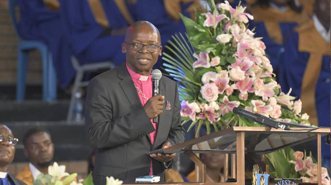 Bishop Collin Nyathi pays tribute to President Mnangagwa for commissioning new 10 500-Seat Auditorium at Harvest House International Church
