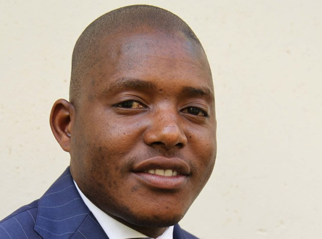 Parly ejects bungling Youth Council officials