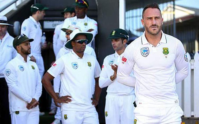 Chevrons, Proteas dare tradition