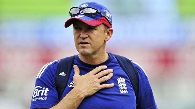 Flower impressed by blooming cricket in Zim