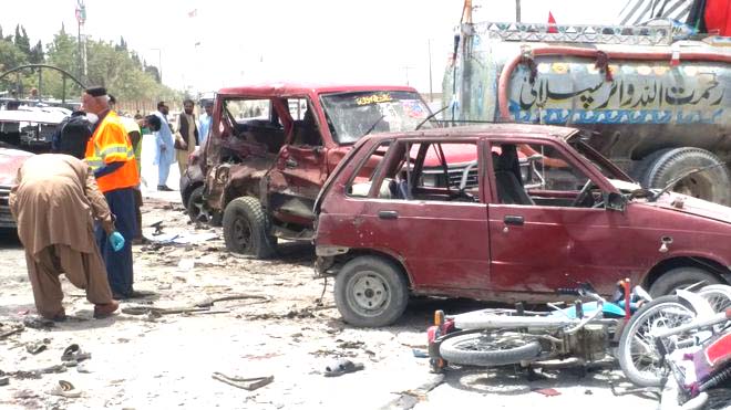 Pakistan election: Dozens killed on voting day
