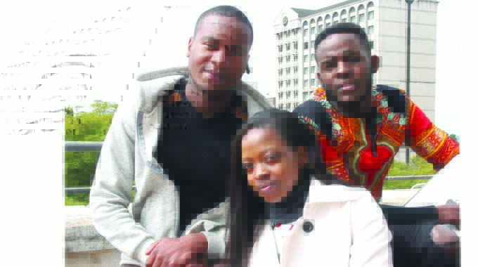 Entrecon: Young people open for business