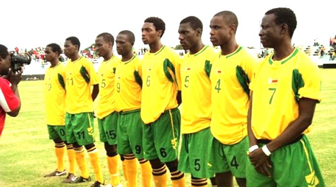 Zimbabwe fall to Angola