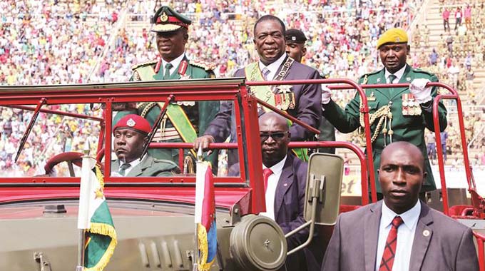 Thousands celebrate defence forces