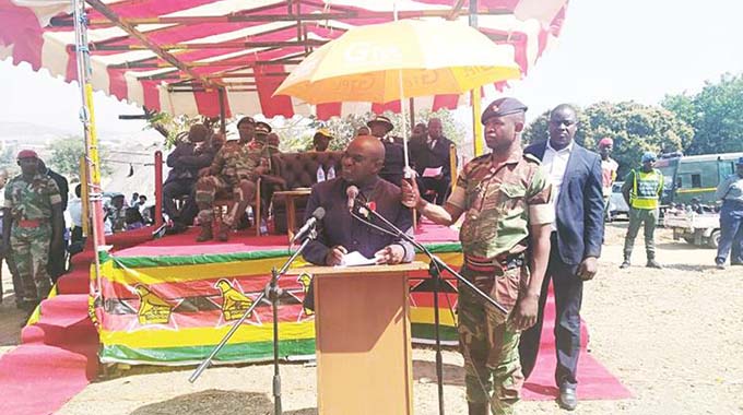 Thousands commemorate Defence Forces Day