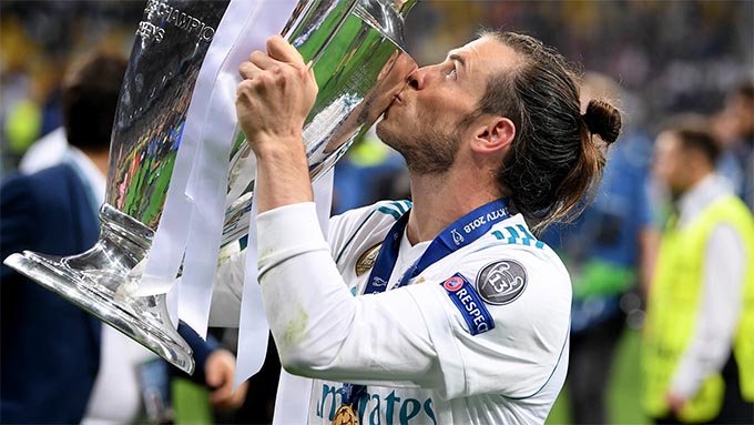 Bale tipped to replace Ronaldo