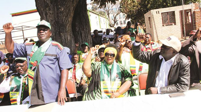 Mugabe has betrayed revolution: War vets