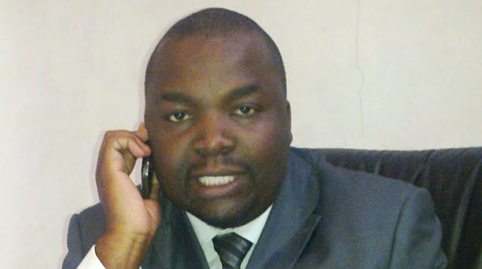 Hokonya withdraws from Zifa race
