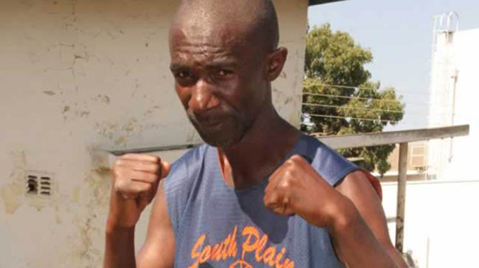 Mosquito back in the ring, endorses Chiwandire