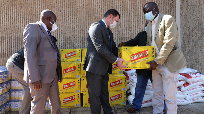 Embassy donates to war vets