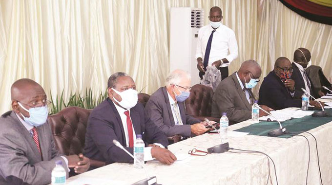 President, PAC tackle economic challenges