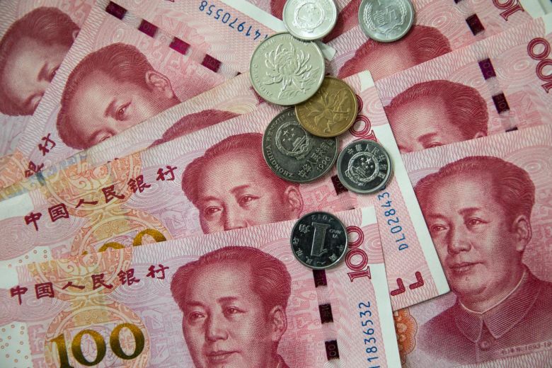 Russia to resume foreign currency interventions