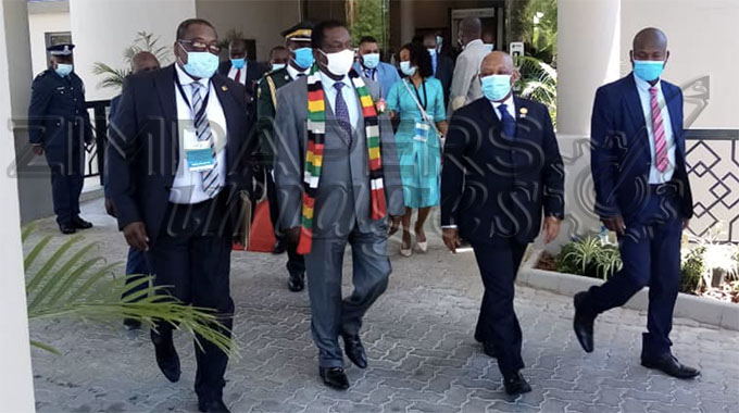 JUST IN: President in Botswana for Troika meeting