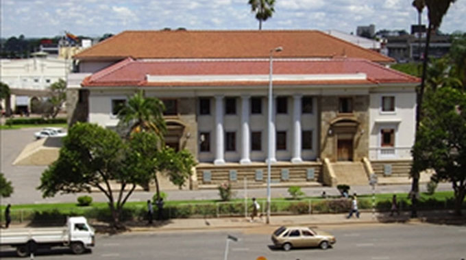 Axed Harare top boss bounces back