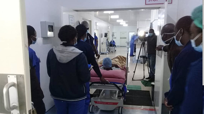 BREAKING NEWS: First surgery for Zim’s first free paediatric orthopaedic hospital