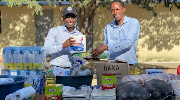 Author cheers up disadvantaged children