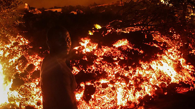 Thousands flee fearing another volcano