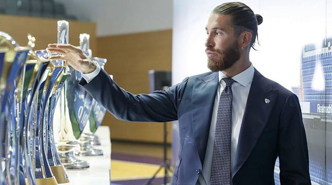 Ramos breaks down at farewell
