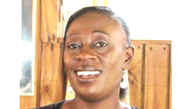 Burglars hit 25 houses in spree