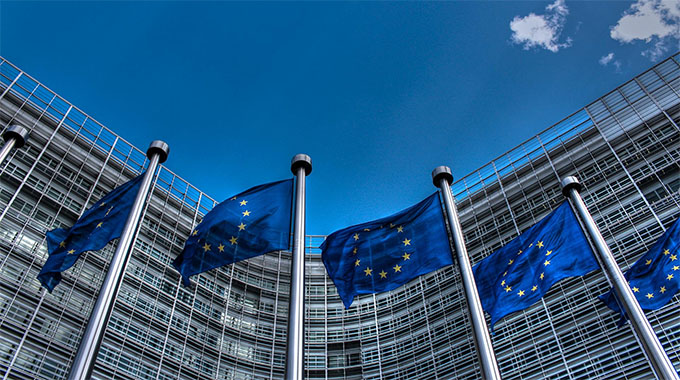 EU in a fix, divided over Russian sanctions