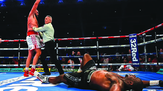 Fury demolishes Whyte