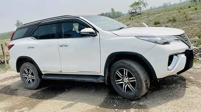State guns for Mutare Fortuner lover