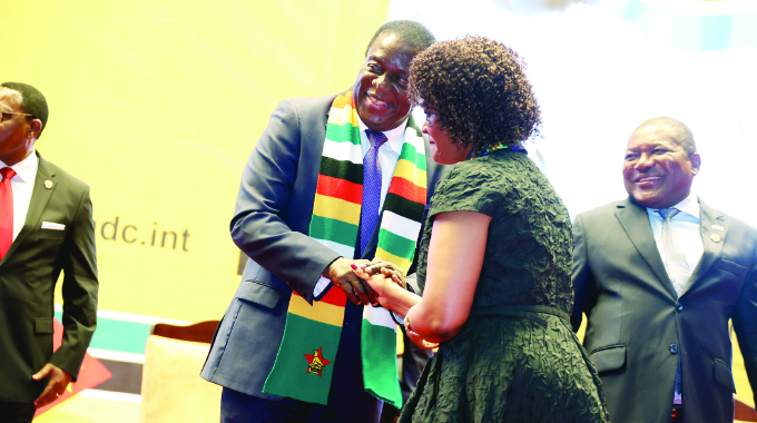 Sadc honours founding fathers