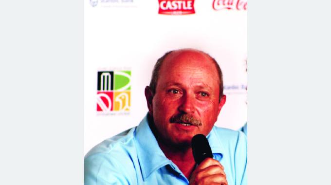 Houghton aims high at T20 WC