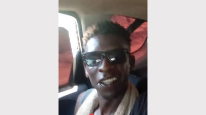 Man stabbed to death by girlfriend