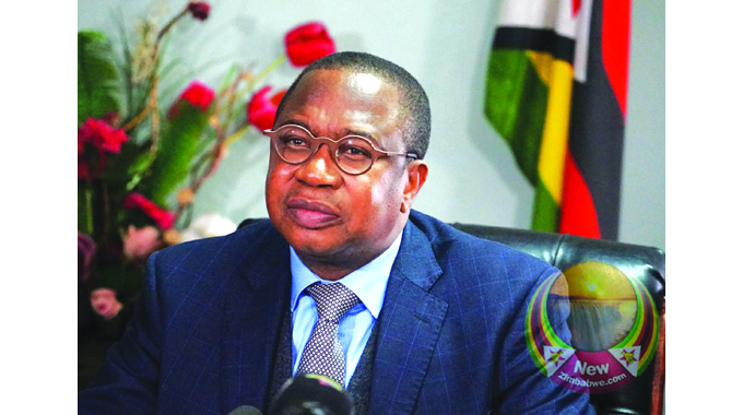 Budget deficit to remain below 3pc