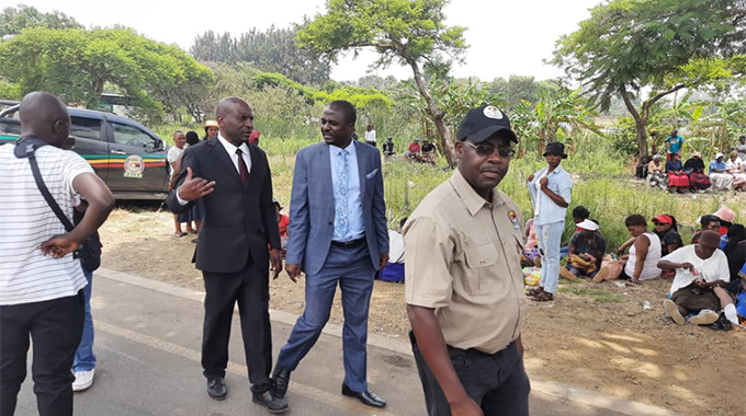 Multitudes throng anti-sanctions solidarity march