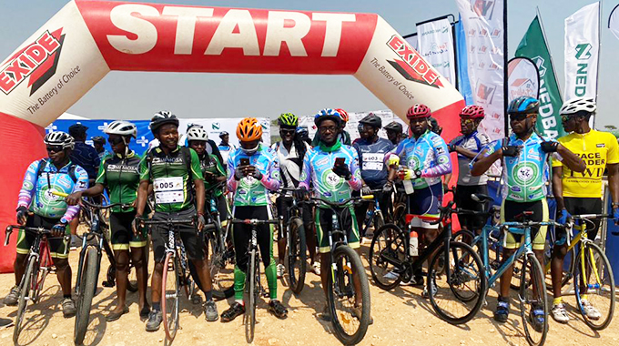 Tour De Great Dyke takes off